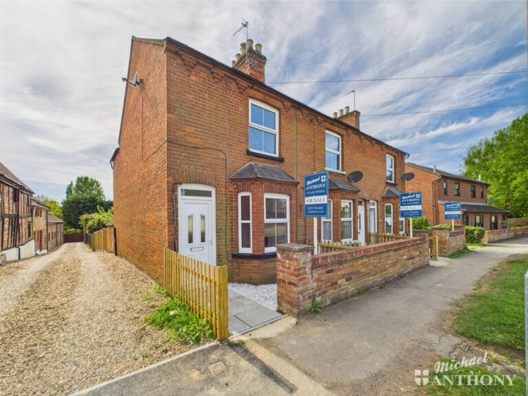 High Street South, Stewkley, Leighton Buzzard Image