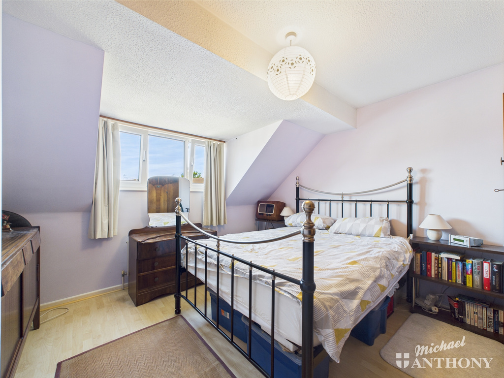 CAM02773G0-PR0296-ST