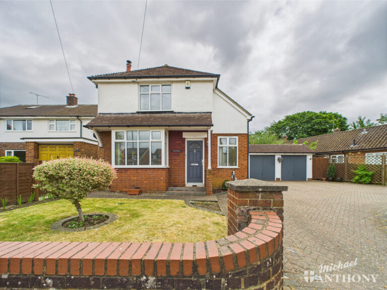 Heath Road, Leighton Buzzard, Bedfordshire Image