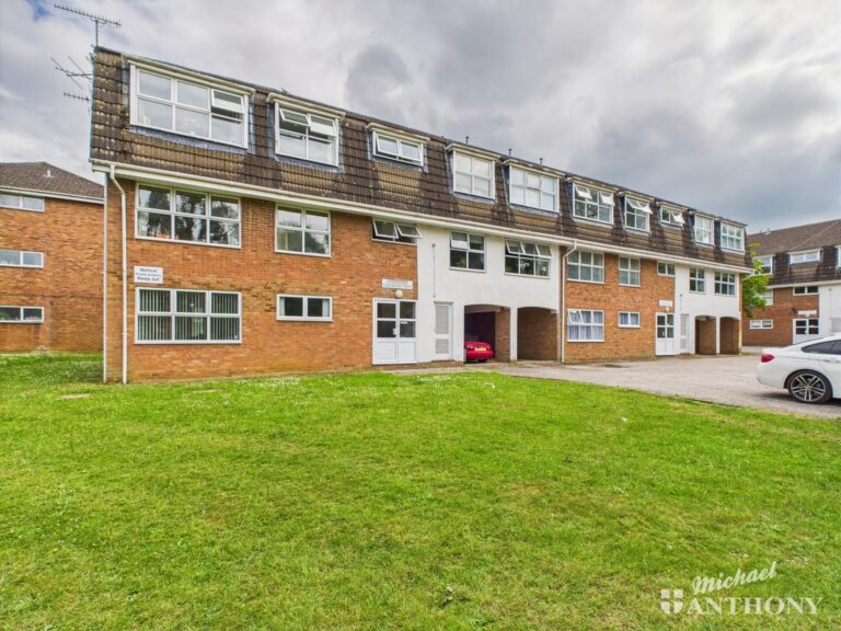 Grasmere Way, Linslade