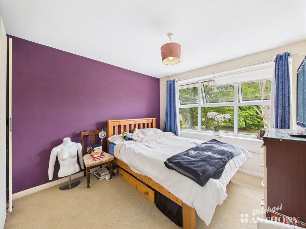 CAM02773G0-PR0313-ST