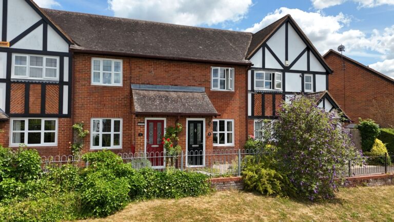 Winslow Road, Wingrave, Aylesbury, Buckinghamshire Image