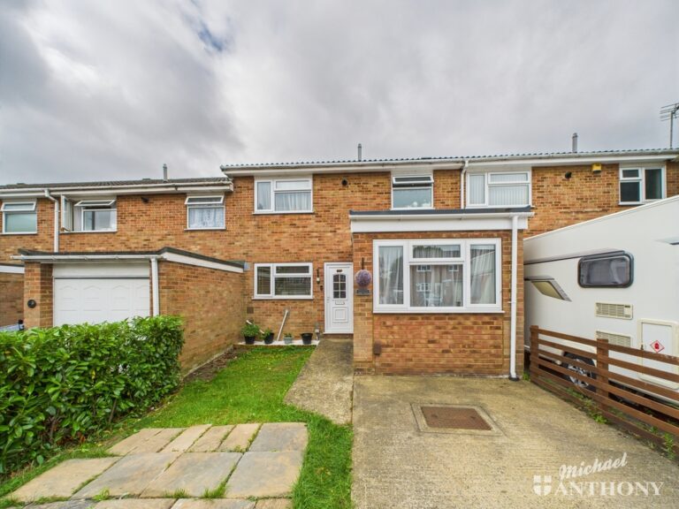 Peebles Place, Bletchley, Milton Keynes, Buckinghamshire Image