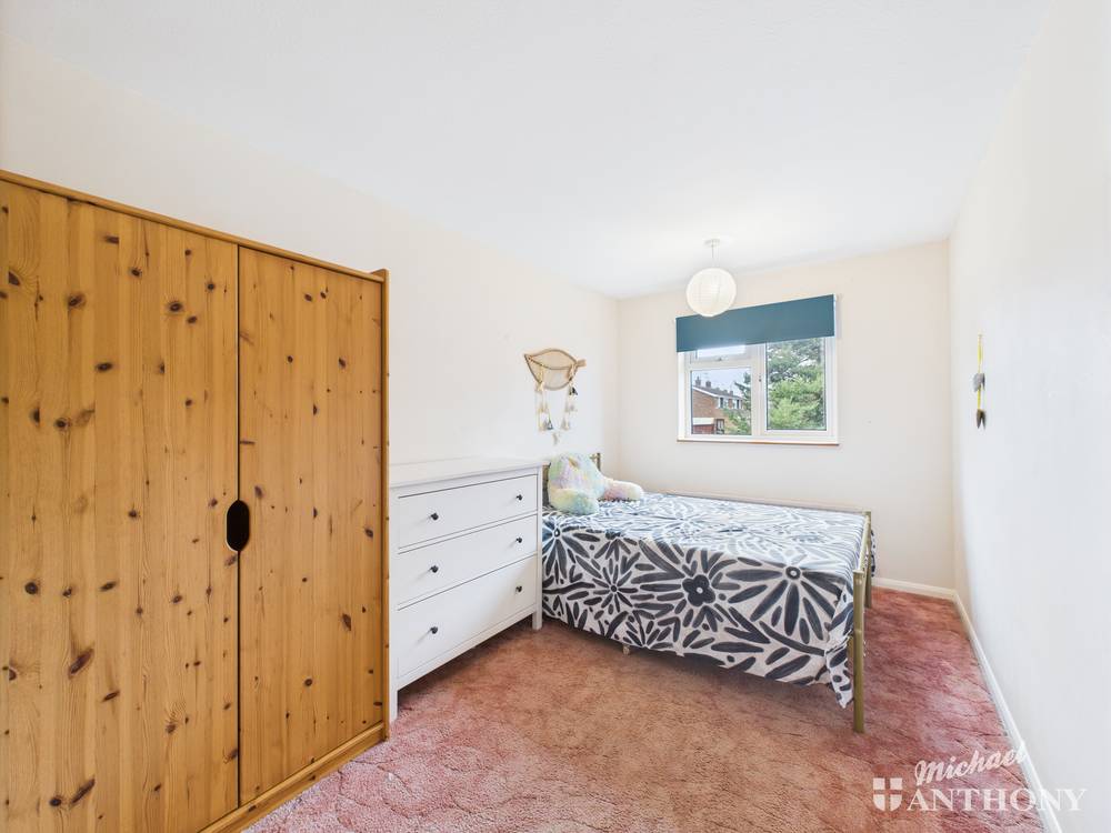 CAM02773G0-PR0348-ST