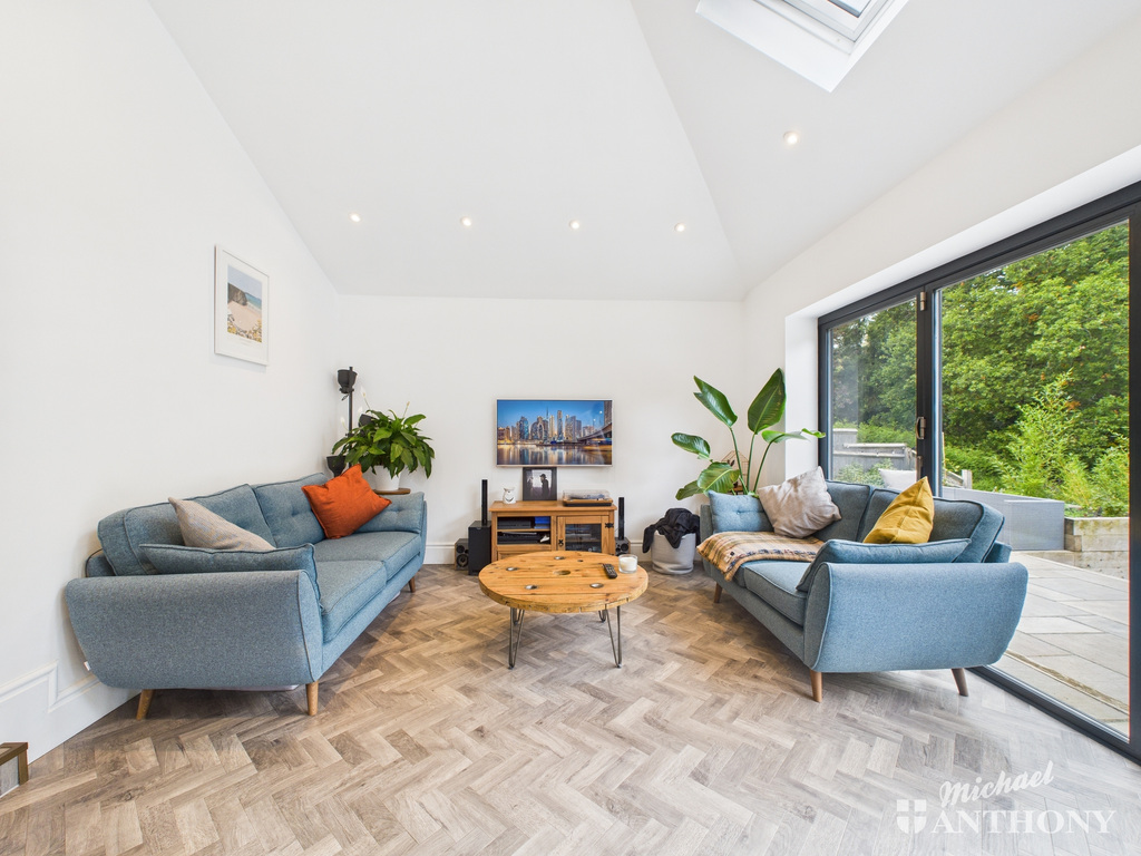 CAM02773G0-PR0362-ST