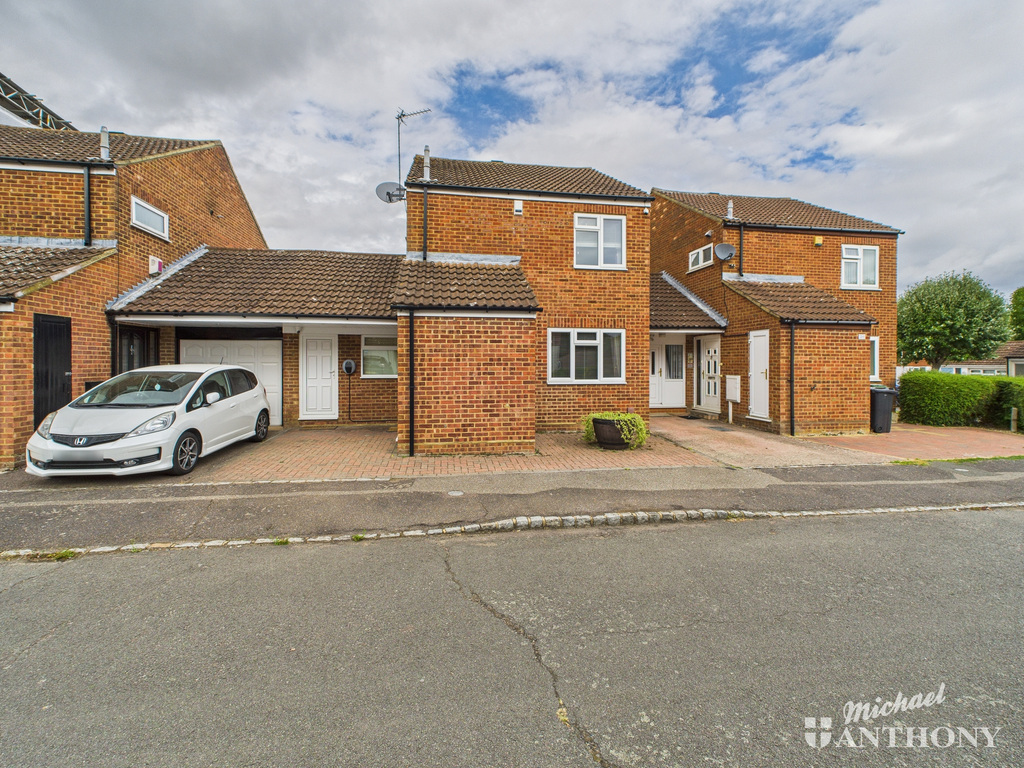 CAM02773G0-PR0349-ST