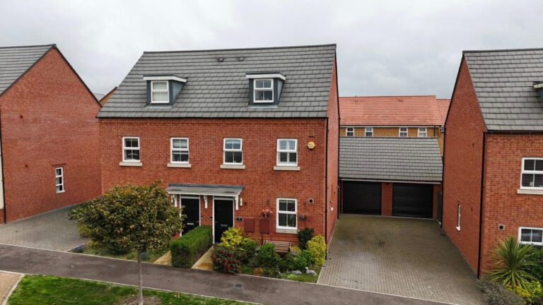Ramsay Drive, Leighton Buzzard Image