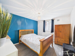 The Old Chapel, Church Road, Slapton, Leighton Buzzard, Bedfordshire