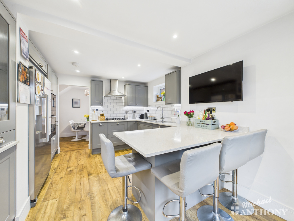 CAM02773G0-PR0389-ST