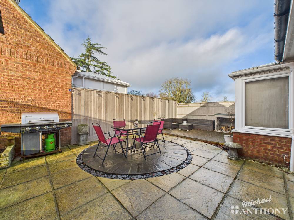 CAM02773G0-PR0390-ST