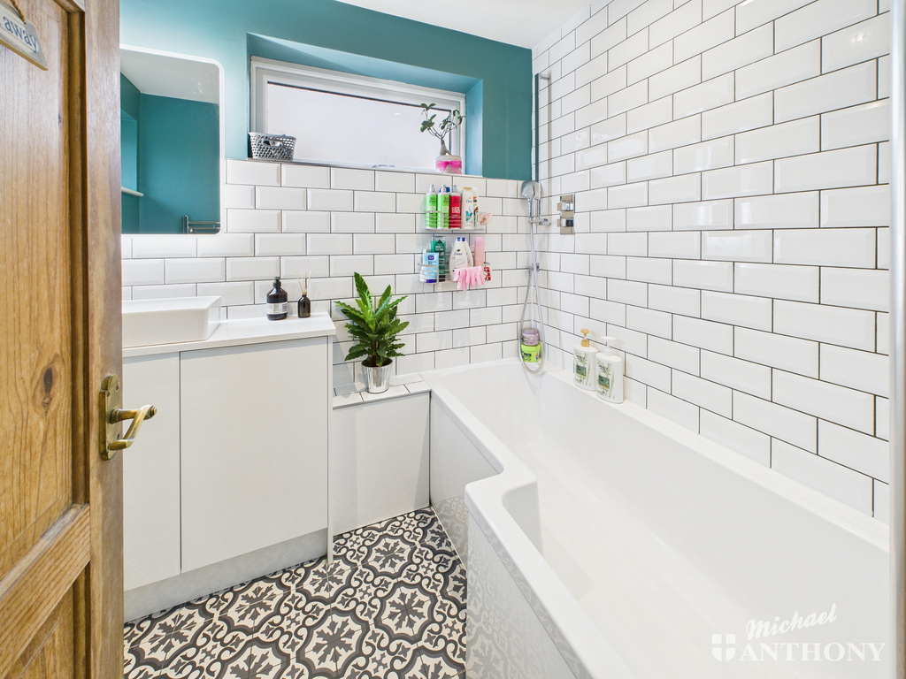 CAM02773G0-PR0389-ST