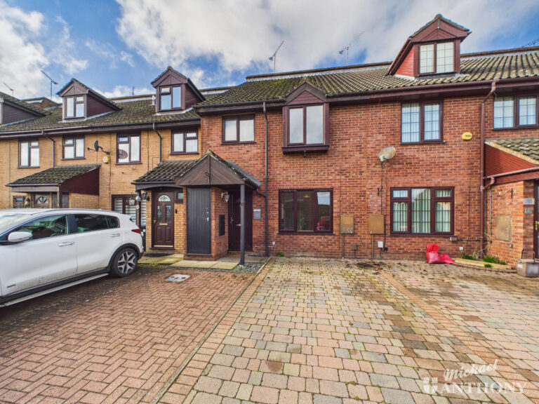 Wyngates, Leighton Buzzard