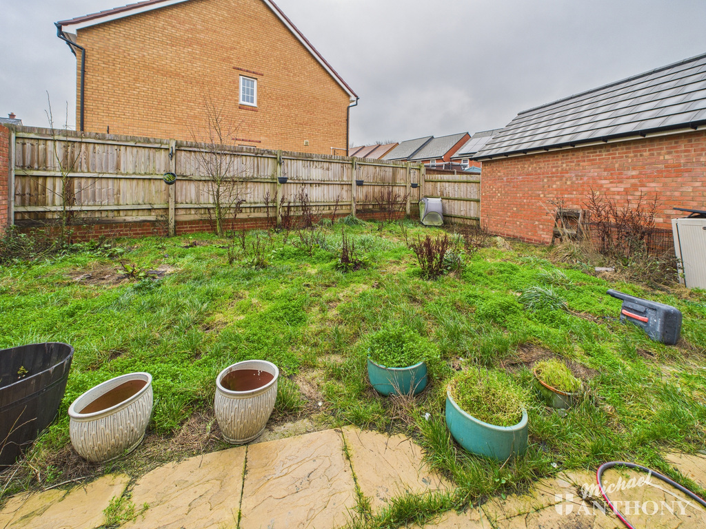 CAM02773G0-PR0396-ST