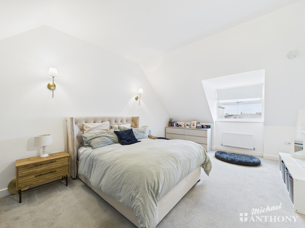 CAM02773G0-PR0385-ST