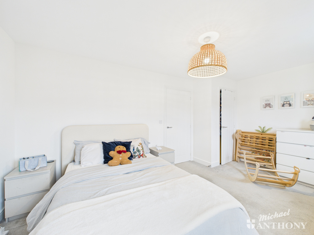 CAM02773G0-PR0385-ST