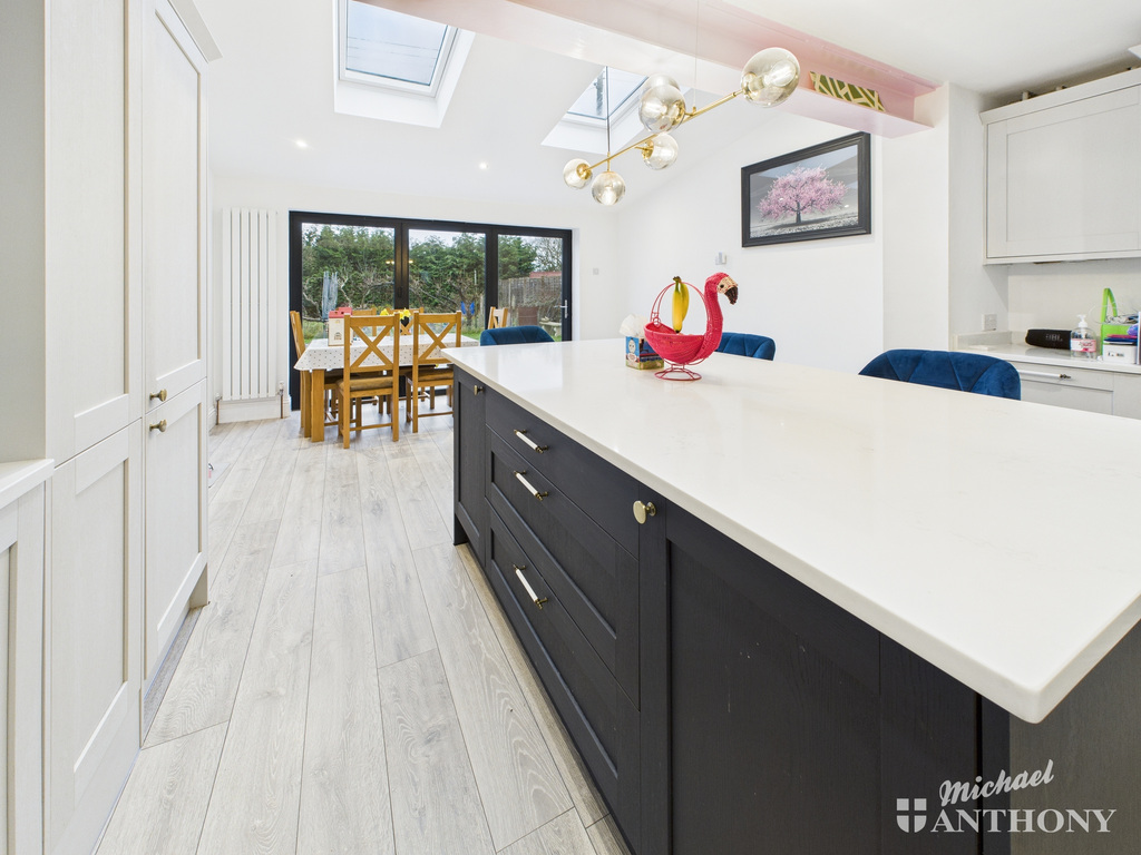 CAM02773G0-PR0388-ST