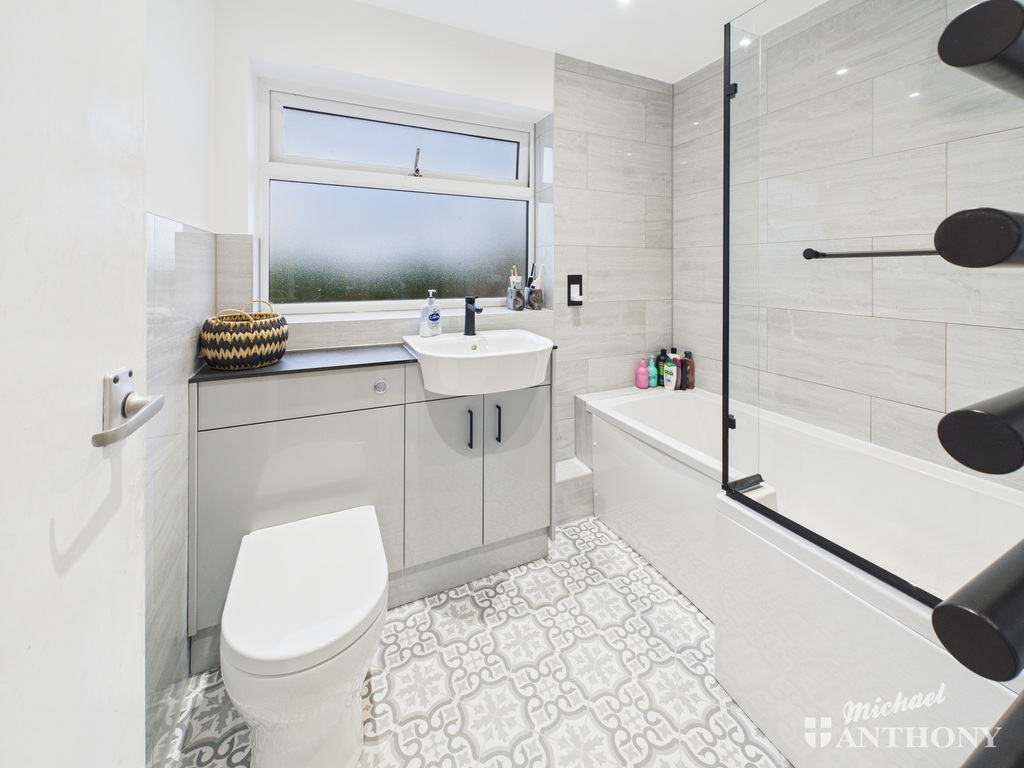 CAM02773G0-PR0388-ST