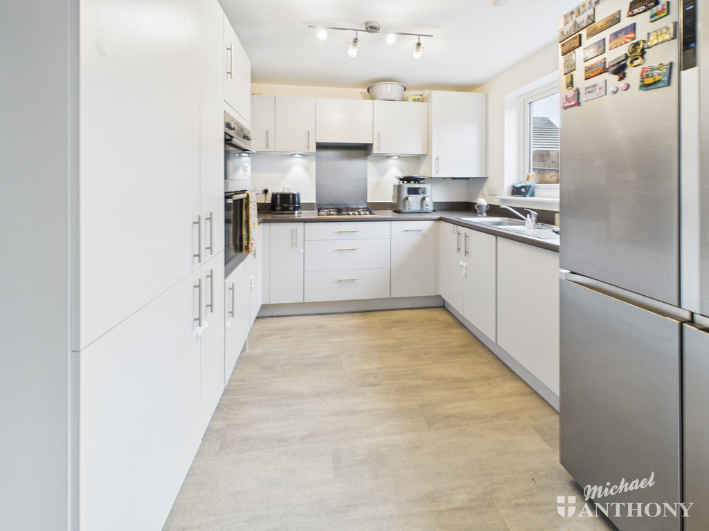 CAM02773G0-PR0391-ST