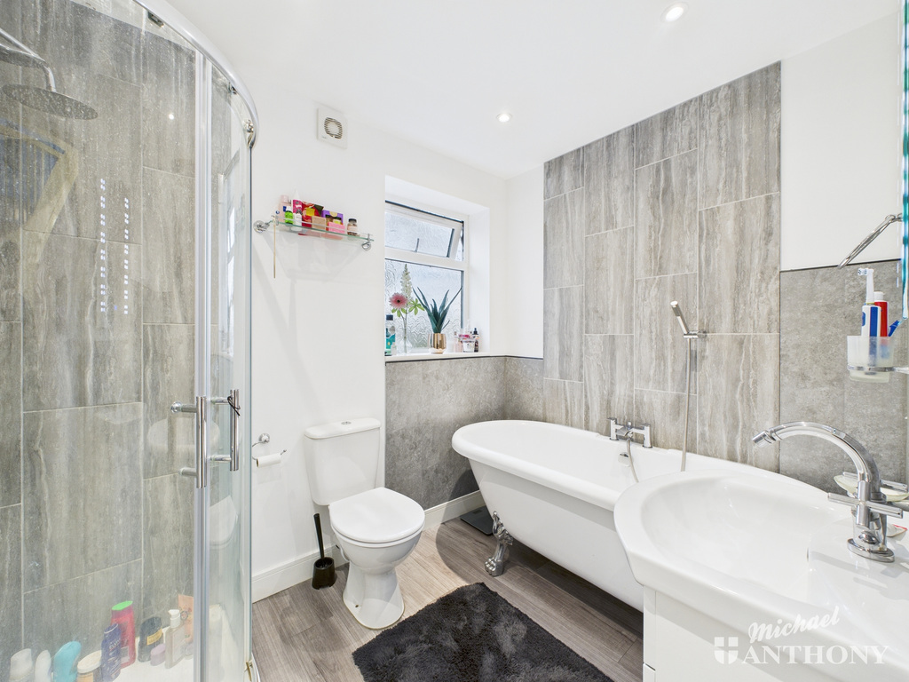 CAM02773G0-PR0394-ST