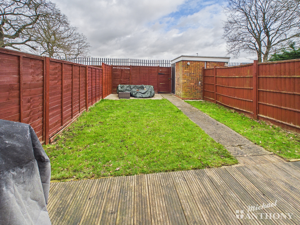 CAM02773G0-PR0407-ST