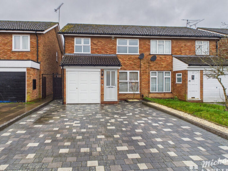 Orion Way, Leighton Buzzard