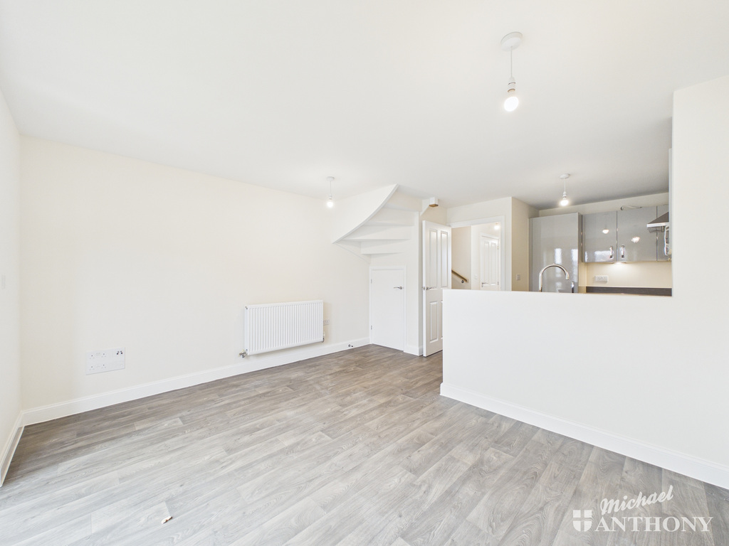 CAM02773G0-PR0409-ST