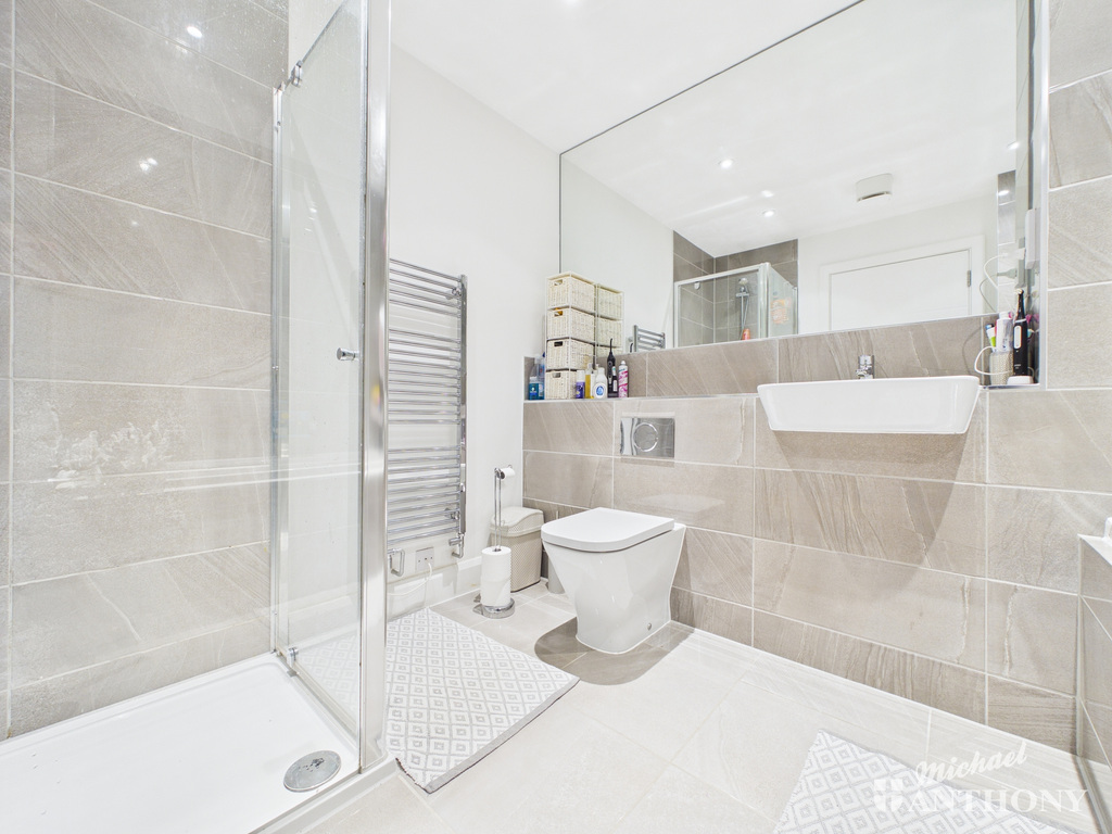 CAM02773G0-PR0415-ST