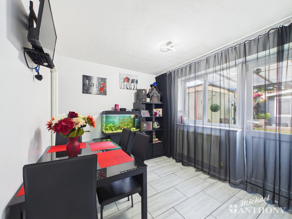 CAM02773G0-PR0434-ST