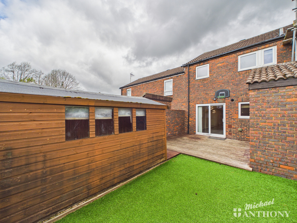 CAM02773G0-PR0423-ST