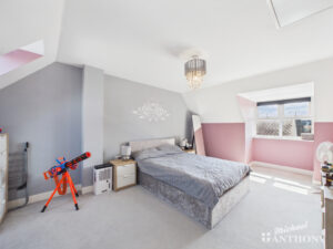 Lister Corner, Leighton Buzzard
