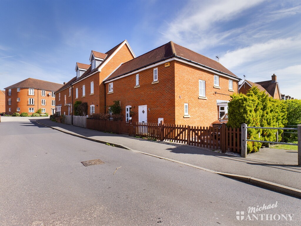 Houses And Properties For Sale In Buckingham Park Michael Anthony