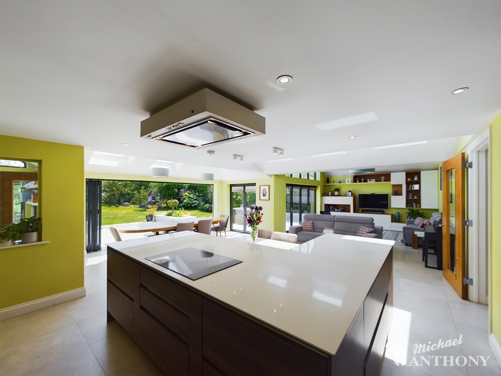 Houses And Properties For Sale In Aylesbury Michael Anthony Estate Agents