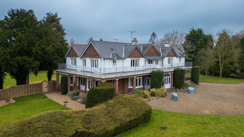 Ilmer, Princes Risborough Michael Anthony Estate Agents