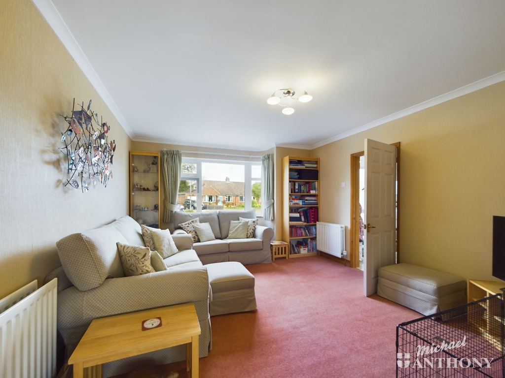 3 Bedroom Houses For Sale In Aylesbury Michael Anthony Estate Agents