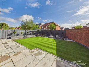 Spindle Green,  Weston Turville, Aylesbury