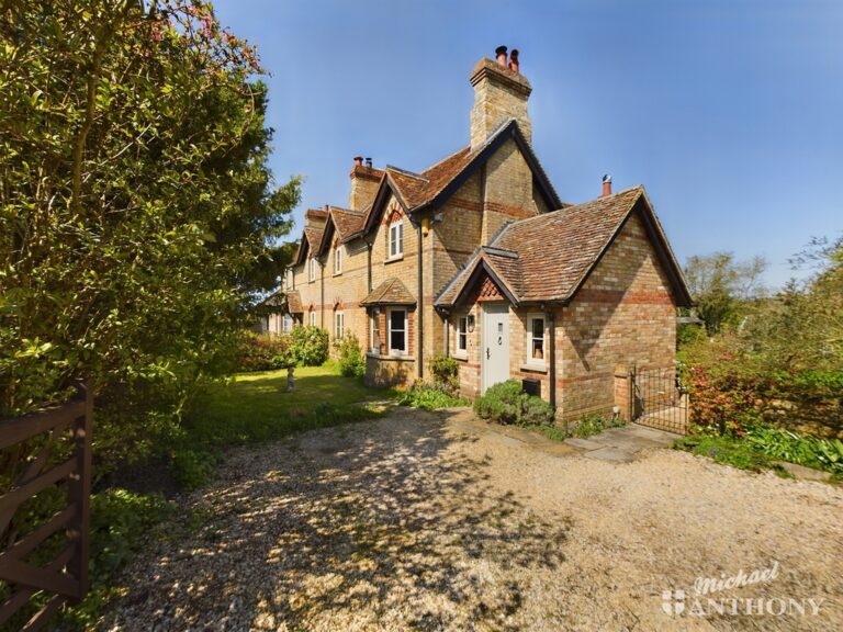 Woodlands Farm Cottages, Quainton, Aylesbury, Buckinghamshire