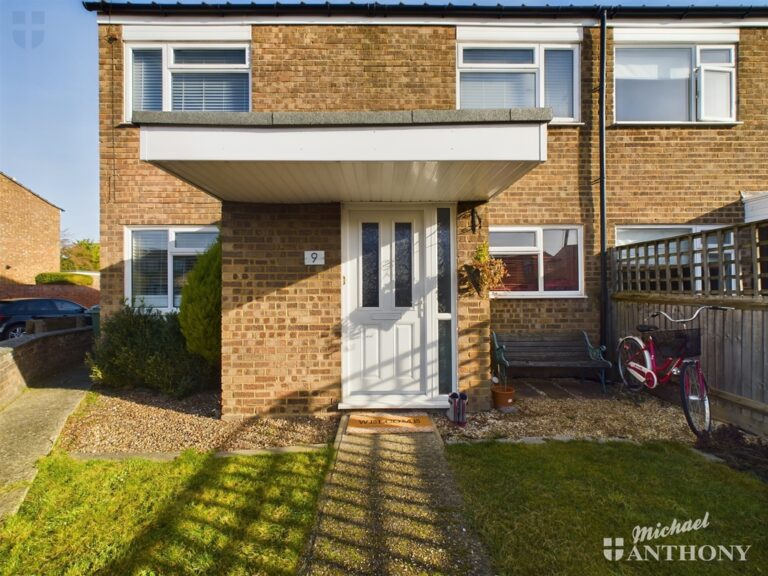 Hampden Road, Stoke Mandeville, Aylesbury, Buckinghamshire Image