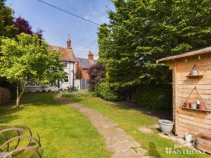 High Street, Waddesdon