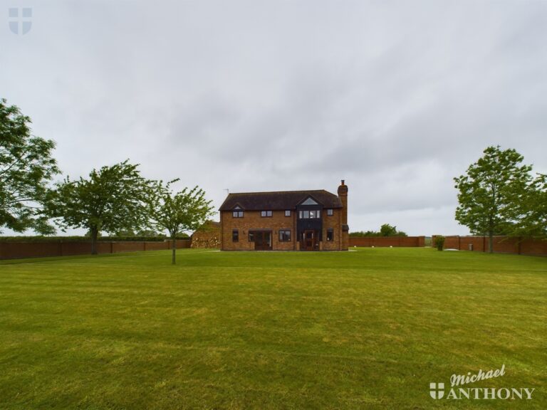 Cavan House, Cane End Lane, Bierton, HP22 5BH