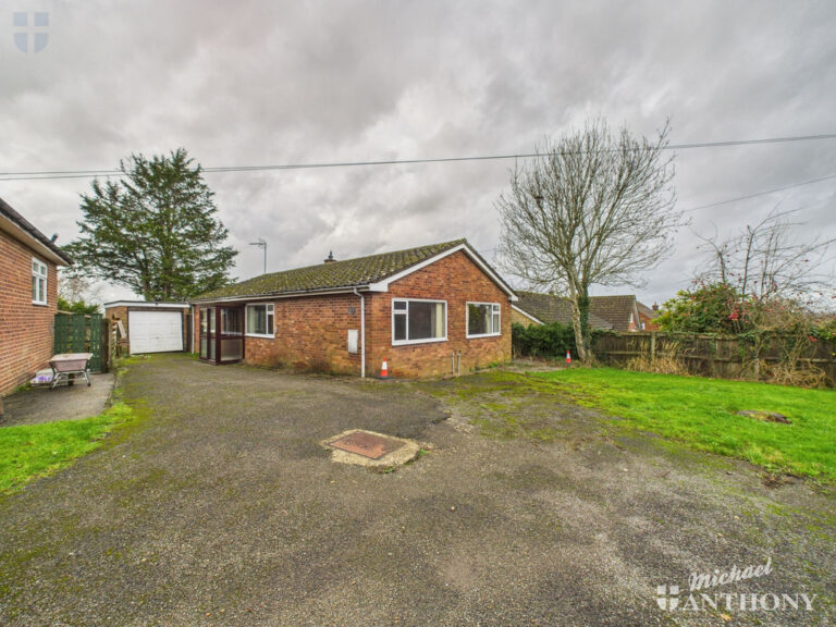 Winslow Road, Granborough, Buckingham