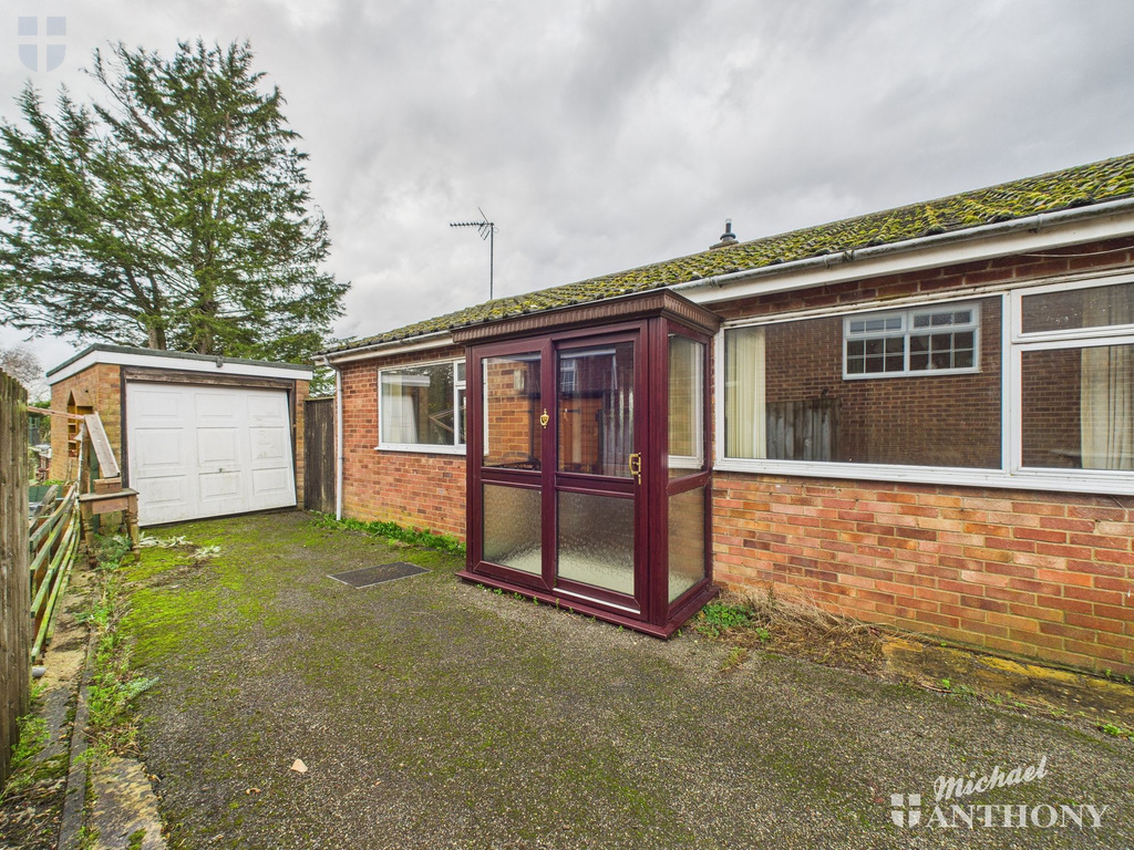 04cf1db693654bca85d1