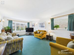 Wenwell Close, Aston Clinton, Aylesbury, Buckinghamshire