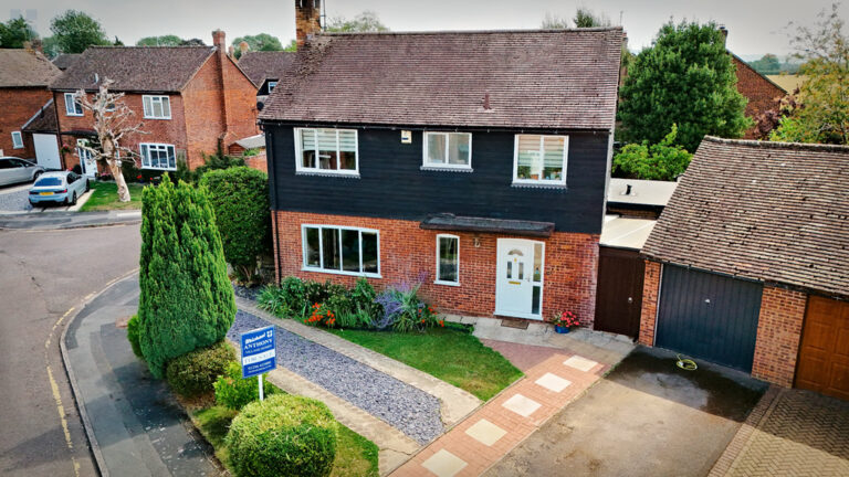 Ligo Avenue, Stoke Mandeville, Aylesbury