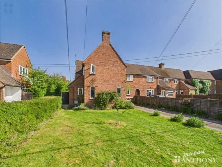 Arnolds Cottages, Cogdells Lane, Chartridge, Chesham Image