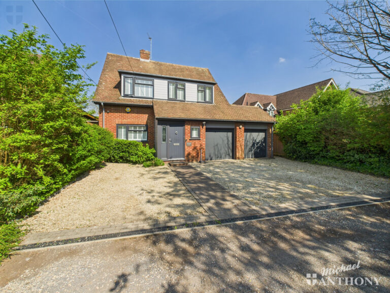 Wendover Road, Weston Turville, Aylesbury Image