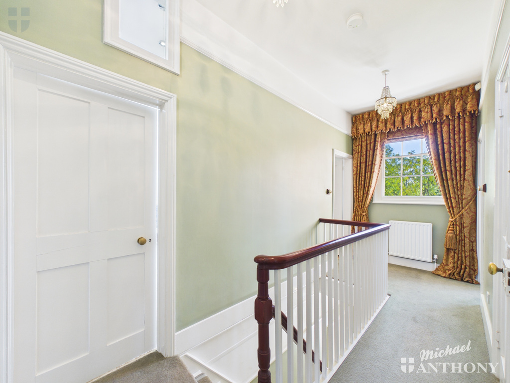 1st Floor Landing