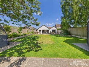 Saxby, Upton, Aylesbury, Buckinghamshire