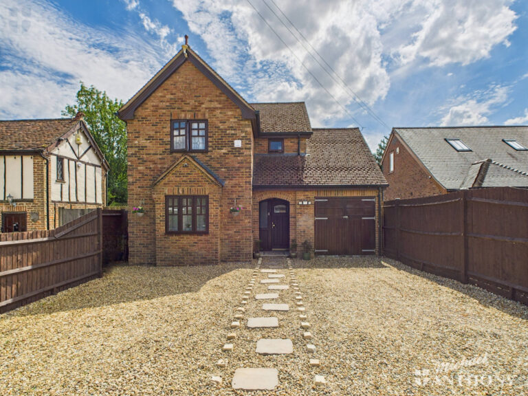 Common Road, Kensworth, Dunstable, Bedfordshire Image