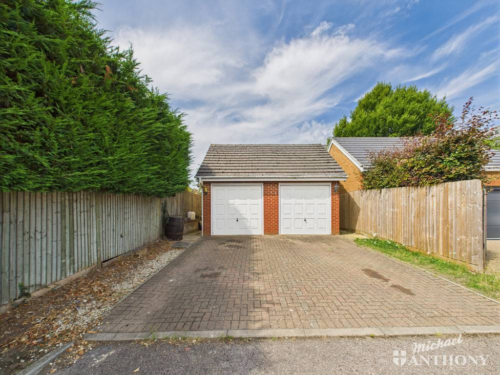 CAM03852G0-PR0384-ST