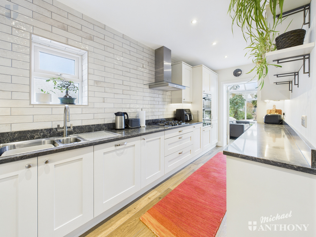 CAM03852G0-PR0511-ST